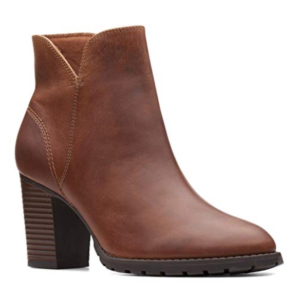 Clarks Shoes - Clark’s Verona Brown Ankle Boots